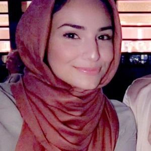 Meet your Posher, Safa